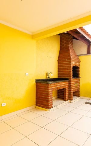 Casa à venda com 120m², 3 quartos e 2 vagas Casa à venda com 120m², 3 quartos e 2 vagasÁrea Gourmet