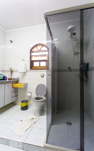Casa à venda com 159m², 3 quartos e 4 vagas Casa à venda com 159m², 3 quartos e 4 vagasBanheiro da Suíte