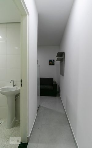 Studio para alugar com 30m², 1 quarto e sem vagaCorredor