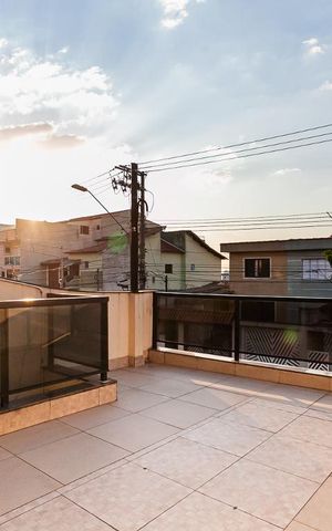 Casa à venda com 280m², 3 quartos e 3 vagas Casa à venda com 280m², 3 quartos e 3 vagasSacada