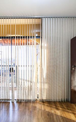 Casa à venda com 280m², 3 quartos e 3 vagas Casa à venda com 280m², 3 quartos e 3 vagasQuarto 3