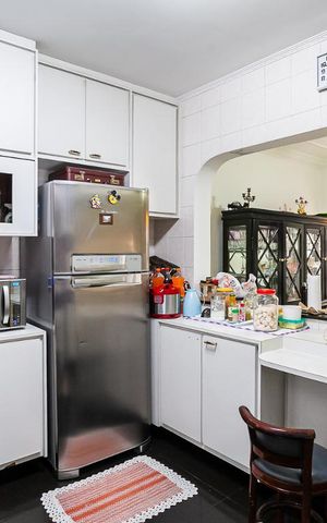 Casa à venda com 280m², 3 quartos e 3 vagas Casa à venda com 280m², 3 quartos e 3 vagasCozinha
