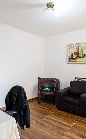 Casa à venda com 280m², 3 quartos e 3 vagas Casa à venda com 280m², 3 quartos e 3 vagasQuarto 3
