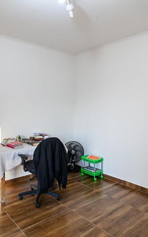 Casa à venda com 280m², 3 quartos e 3 vagas Casa à venda com 280m², 3 quartos e 3 vagasQuarto 3