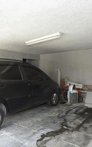 Casa à venda com 504m², 6 quartos e 2 vagasGaragem
