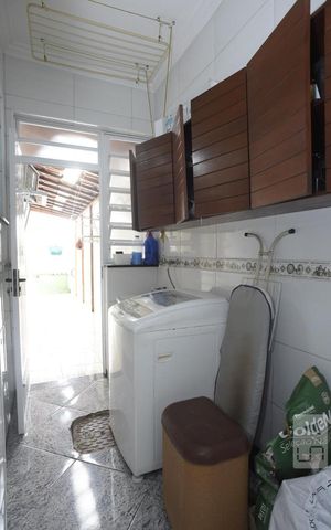 Casa à venda com 504m², 6 quartos e 2 vagasÁrea de Serviço