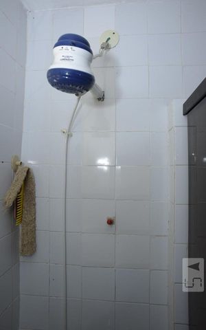 Casa à venda com 504m², 6 quartos e 2 vagasBanheiro da casa de Hospede