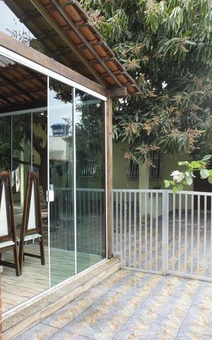 Casa à venda com 504m², 6 quartos e 2 vagasLateral casa