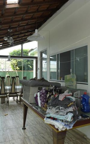 Casa à venda com 504m², 6 quartos e 2 vagasVaranda Fundos