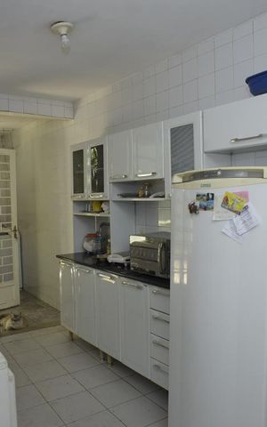 Casa à venda com 504m², 6 quartos e 2 vagasCozinha da casa de Hospede