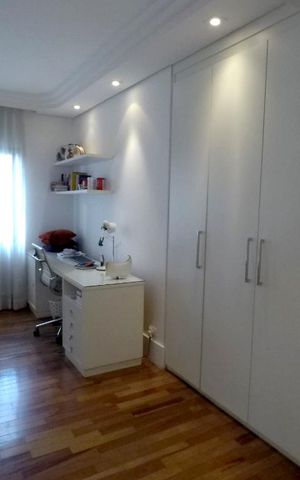 Apartamento à venda com 208m², 4 quartos e 4 vagasQuarto 1 - suite