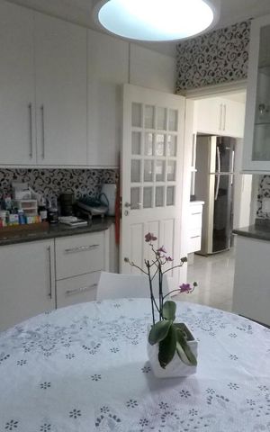 Apartamento à venda com 208m², 4 quartos e 4 vagasCopa