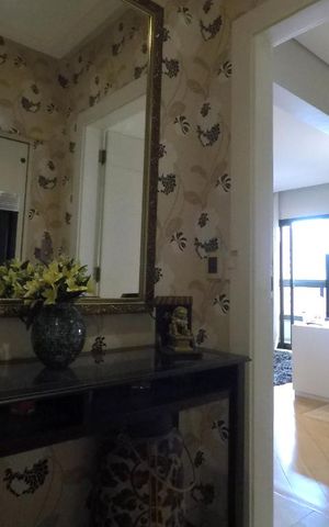 Apartamento à venda com 208m², 4 quartos e 4 vagasEntrada