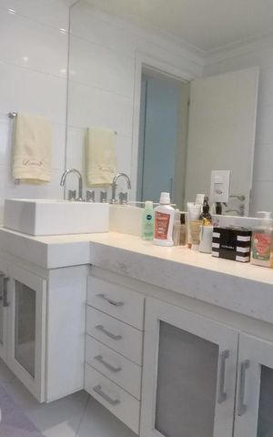 Apartamento à venda com 208m², 4 quartos e 4 vagasQuarto 2 - suite