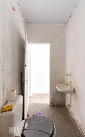 Casa à venda com 500m², 4 quartos e 7 vagasBanheiro casa 2