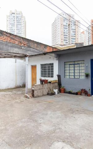 Casa à venda com 500m², 4 quartos e 7 vagasCasas 2 e 3