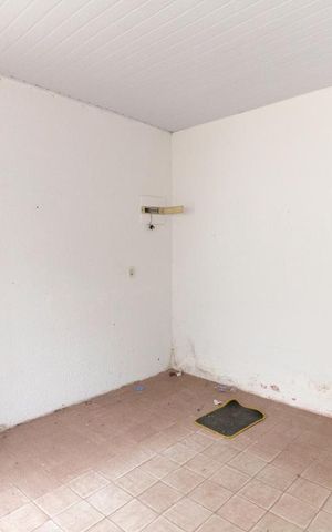 Casa à venda com 500m², 4 quartos e 7 vagasSala casa 2