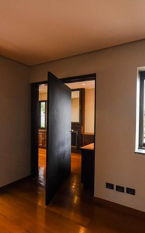 Apartamento para alugar com 487m², 3 quartos e 4 vagas Apartamento para alugar com 487m², 3 quartos e 4 vagasEscritório