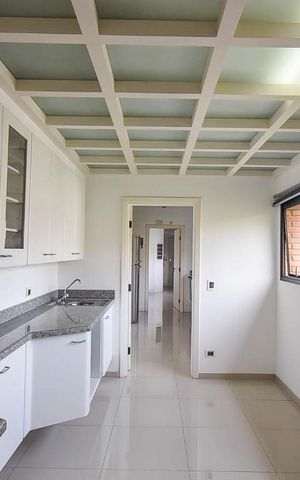 Apartamento para alugar com 487m², 3 quartos e 4 vagas Apartamento para alugar com 487m², 3 quartos e 4 vagasCozinha