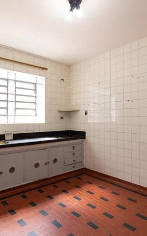 Casa à venda com 117m², 2 quartos e 2 vagas Casa à venda com 117m², 2 quartos e 2 vagasCozinha