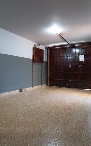 Casa à venda com 117m², 2 quartos e 2 vagas Casa à venda com 117m², 2 quartos e 2 vagasGaragem 1