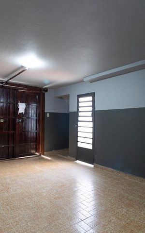 Casa à venda com 117m², 2 quartos e 2 vagas Casa à venda com 117m², 2 quartos e 2 vagasGaragem 1