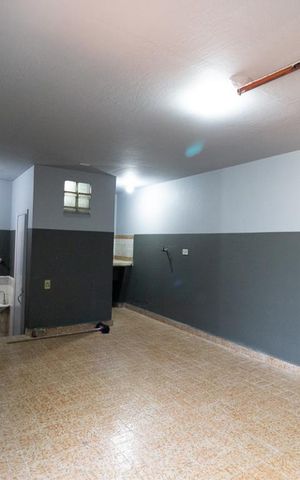 Casa à venda com 117m², 2 quartos e 2 vagas Casa à venda com 117m², 2 quartos e 2 vagasGaragem 1