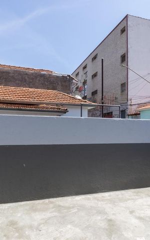Casa à venda com 117m², 2 quartos e 2 vagas Casa à venda com 117m², 2 quartos e 2 vagasVista quarto 2