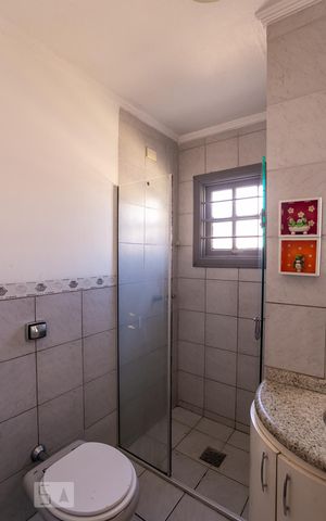 Casa à venda com 135m², 3 quartos e 3 vagasBanheiro