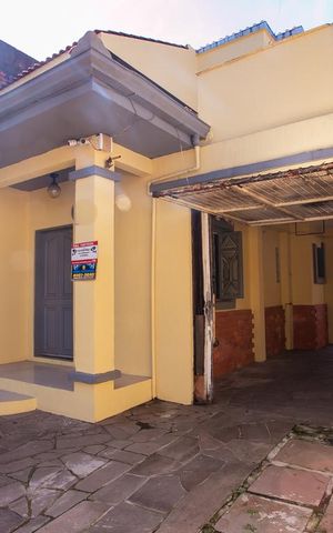 Casa à venda com 135m², 3 quartos e 3 vagasFachada