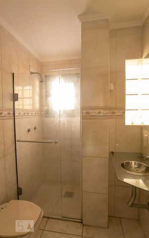 Casa à venda com 135m², 3 quartos e 3 vagasBanheiro