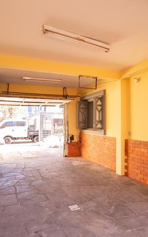 Casa à venda com 135m², 3 quartos e 3 vagasGaragem