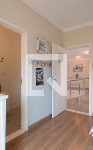 Casa à venda com 378m², 4 quartos e 6 vagas Casa à venda com 378m², 4 quartos e 6 vagasSuíte 3