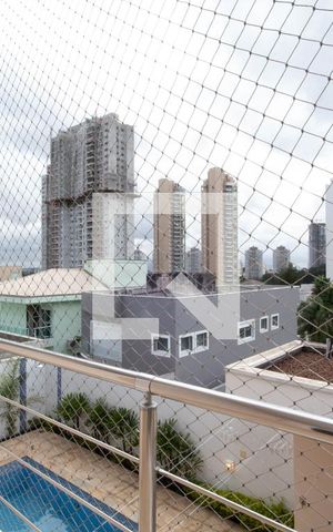 Casa à venda com 378m², 4 quartos e 6 vagas Casa à venda com 378m², 4 quartos e 6 vagasSacada da Suíte 2