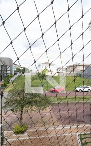 Casa à venda com 378m², 4 quartos e 6 vagas Casa à venda com 378m², 4 quartos e 6 vagasVista da Suíte 3