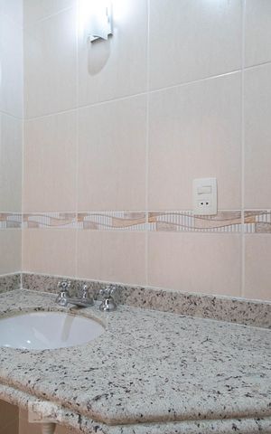 Apartamento à venda com 260m², 3 quartos e 3 vagas Apartamento à venda com 260m², 3 quartos e 3 vagasLavabo
