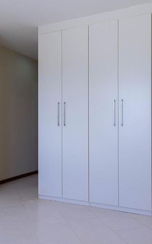Apartamento à venda com 260m², 3 quartos e 3 vagas Apartamento à venda com 260m², 3 quartos e 3 vagasSuíte 1