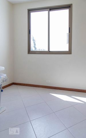 Apartamento à venda com 260m², 3 quartos e 3 vagas Apartamento à venda com 260m², 3 quartos e 3 vagasSuíte 3