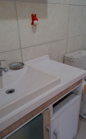 Casa de condomínio à venda com 68m², 2 quartos e 2 vagasBanheiro