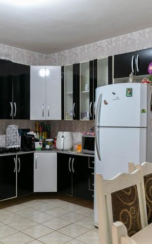 Casa à venda com 250m², 4 quartos e 4 vagasCozinha