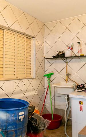 Casa à venda com 250m², 4 quartos e 4 vagasLavanderia