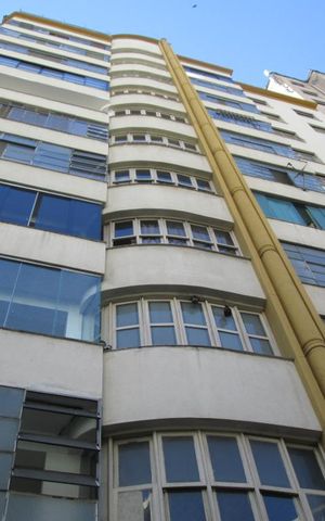 Apartamento à venda com 130m², 3 quartos e sem vaga Apartamento à venda com 130m², 3 quartos e sem vagaFachada