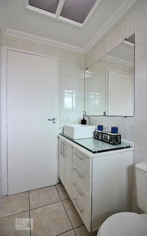 Apartamento à venda com 72m², 2 quartos e 1 vagaBanheiro