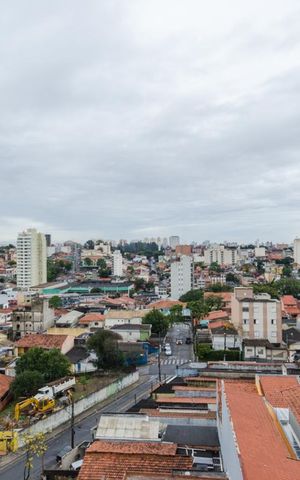 Apartamento à venda com 144m², 4 quartos e 2 vagas Apartamento à venda com 144m², 4 quartos e 2 vagasVista