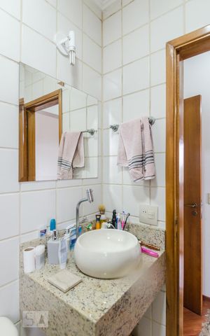 Apartamento à venda com 144m², 4 quartos e 2 vagas Apartamento à venda com 144m², 4 quartos e 2 vagasBanheiro 3