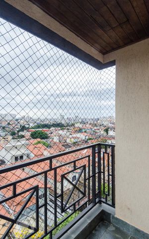 Apartamento à venda com 144m², 4 quartos e 2 vagas Apartamento à venda com 144m², 4 quartos e 2 vagasVaranda