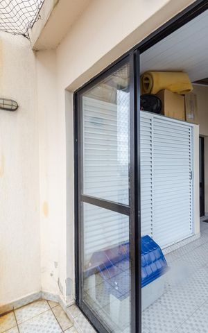 Apartamento à venda com 144m², 4 quartos e 2 vagas Apartamento à venda com 144m², 4 quartos e 2 vagasCobertura