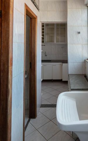 Apartamento à venda com 170m², 3 quartos e 1 vaga Apartamento à venda com 170m², 3 quartos e 1 vagaÁrea de Serviço