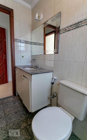 Apartamento à venda com 170m², 3 quartos e 1 vaga Apartamento à venda com 170m², 3 quartos e 1 vagaBanheiro Social