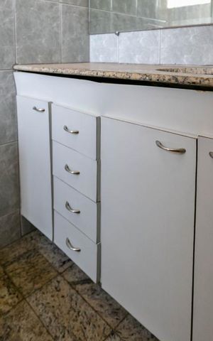 Apartamento à venda com 170m², 3 quartos e 1 vaga Apartamento à venda com 170m², 3 quartos e 1 vagaBanheiro da Suíte